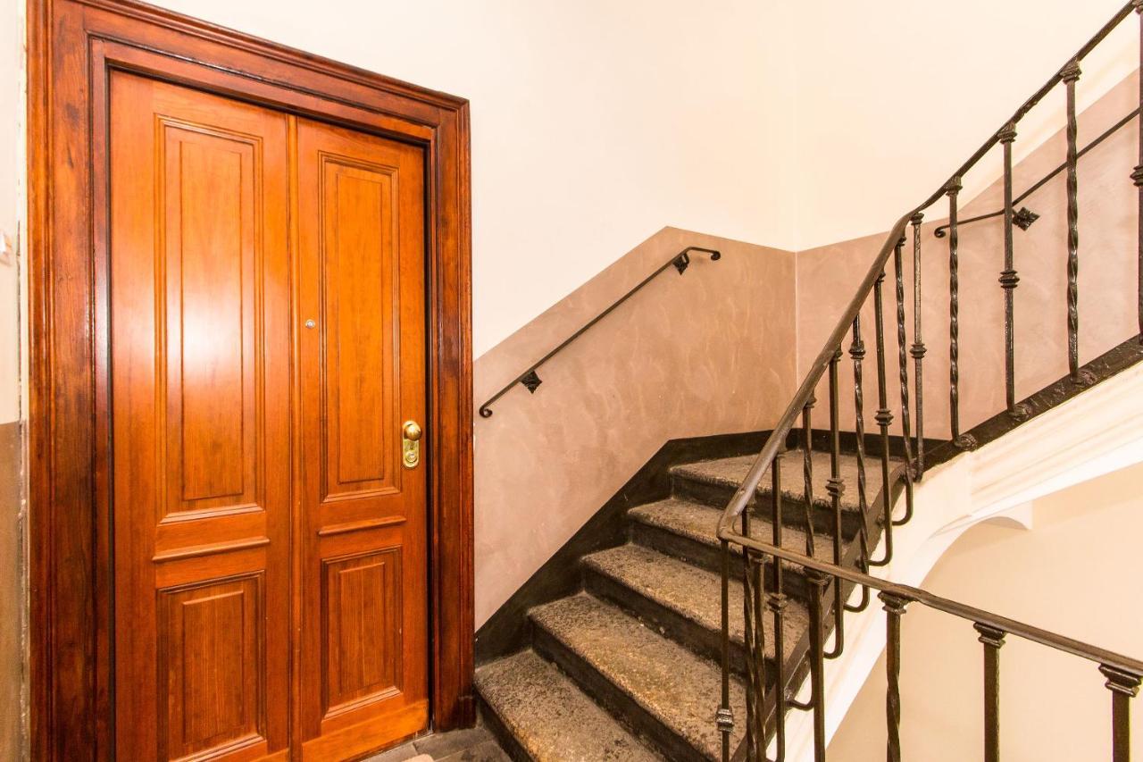 Piazza Statuto Comfortable Apartment Turin Luaran gambar